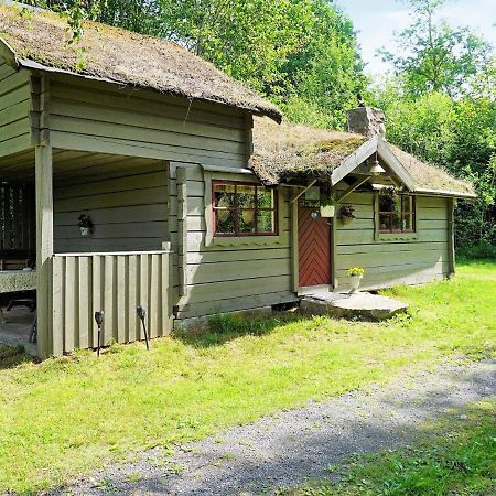 5 Person Holiday Home In Tingsryd Eksteriør bilde