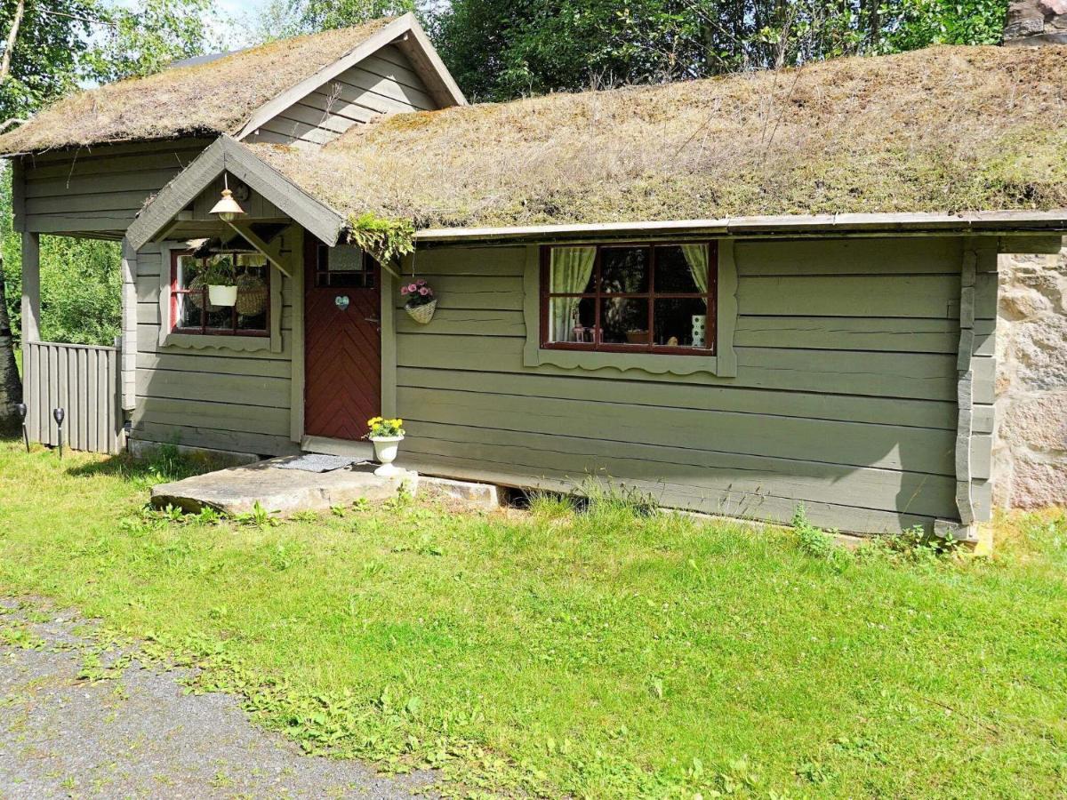 5 Person Holiday Home In Tingsryd Eksteriør bilde